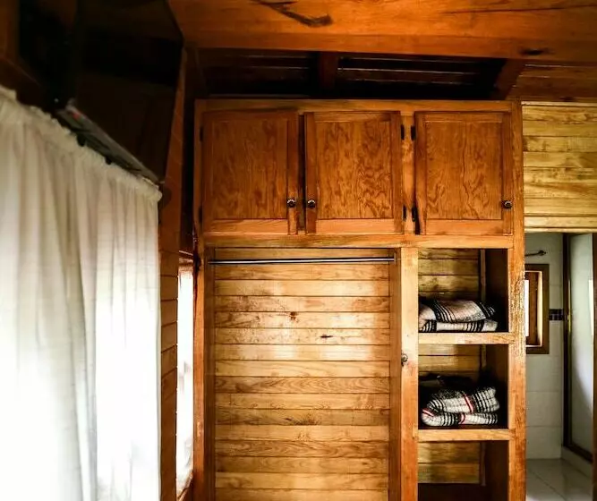 ホテル Cabañas Alborada