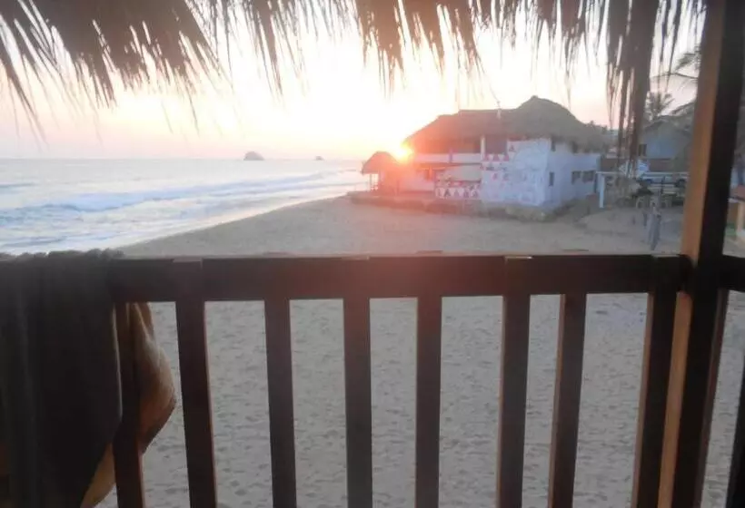 Hotelli Cafe Maya   Casa Acalli