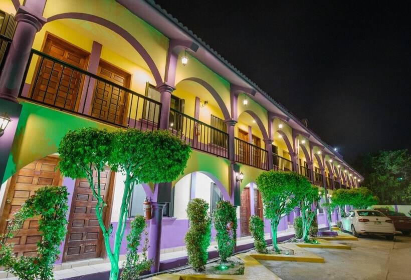 هتل Casa Anaya Hostel