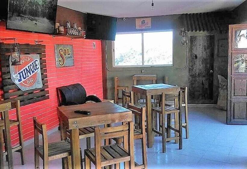 هتل Casa Mañana Xilitla