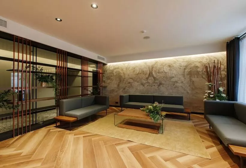 ホテル Dvor Podznoeva Studios And Apartments