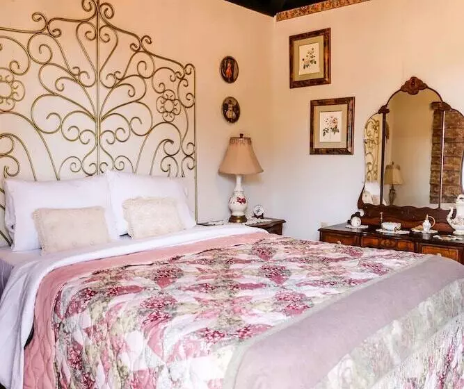 Hotelli Fernabella's Lodge