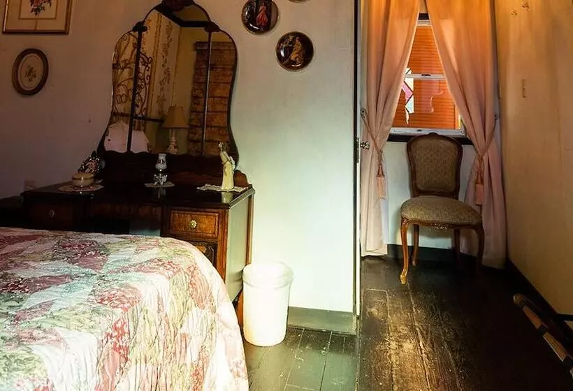 Hotelli Fernabella's Lodge