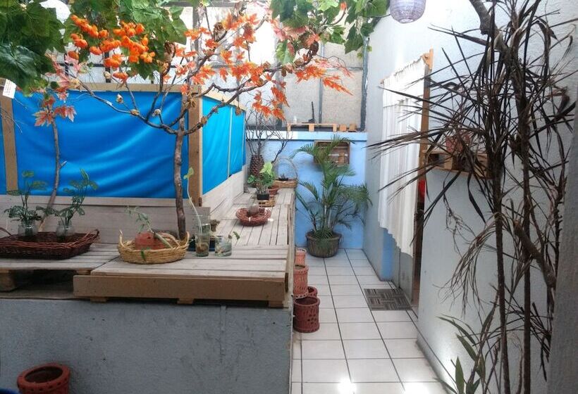 فندق Hostal Gato Azul Habitaciones Privadas