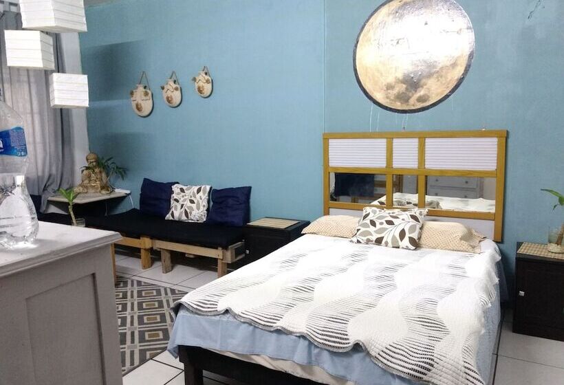 فندق Hostal Gato Azul Habitaciones Privadas