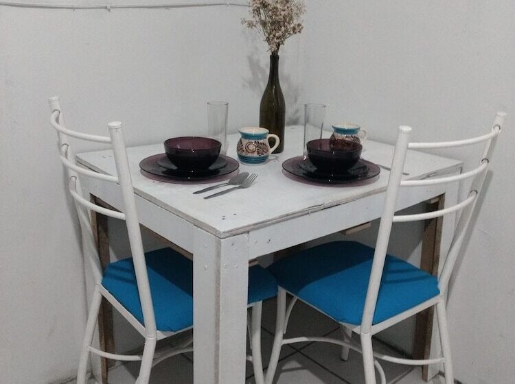 فندق Hostal Gato Azul Habitaciones Privadas