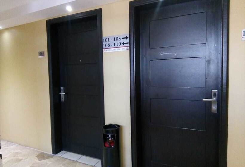 Hotel Maria Jose