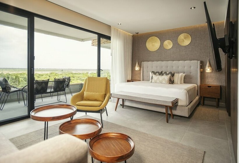 فندق Romarley Beach House