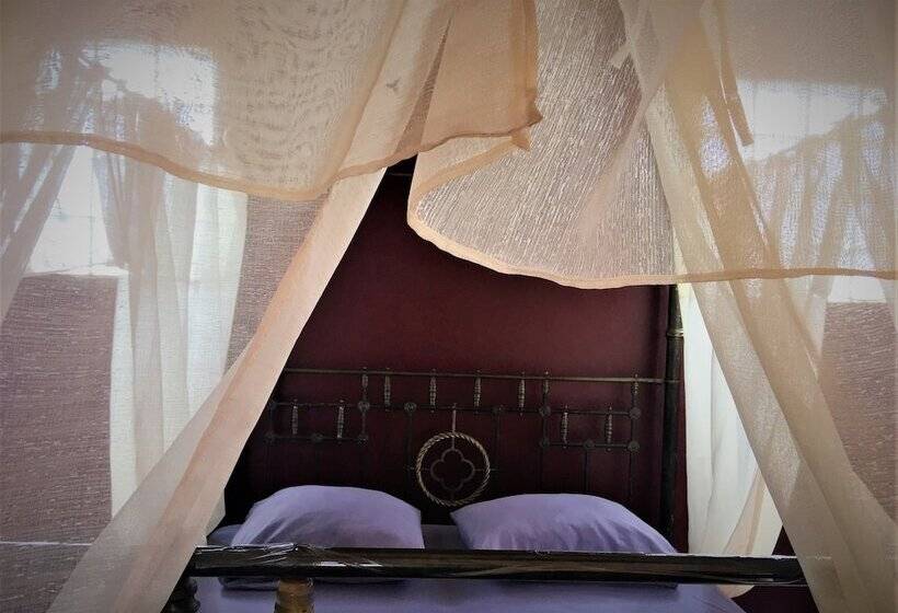 هتل Sleep And Dream