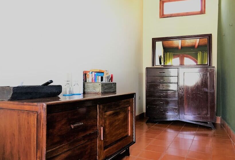 هتل Sleep And Dream