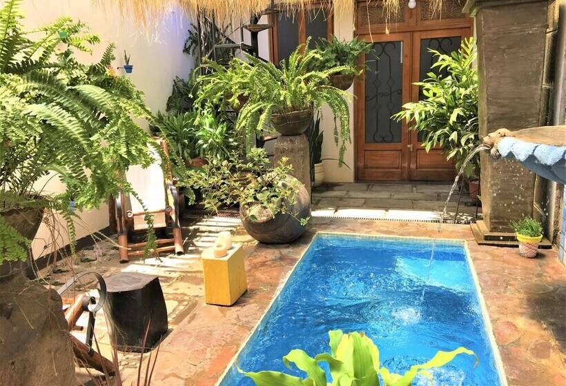 هتل Sleep And Dream