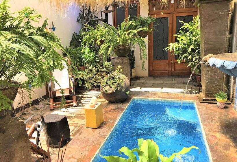 هتل Sleep And Dream