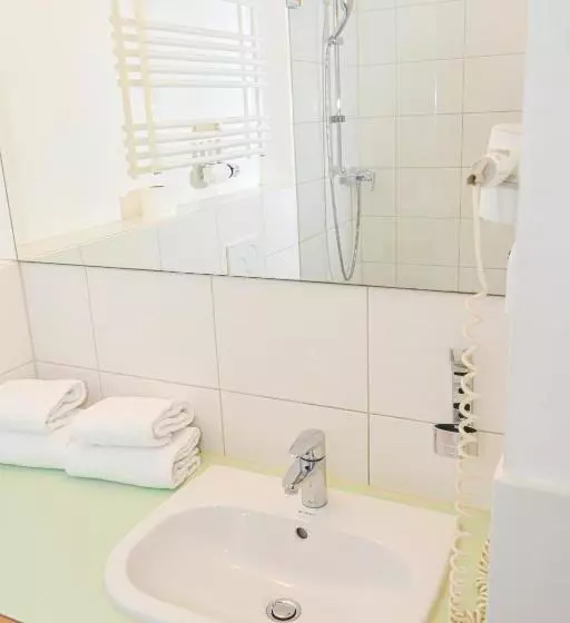 24seven Apartments   Self Check In