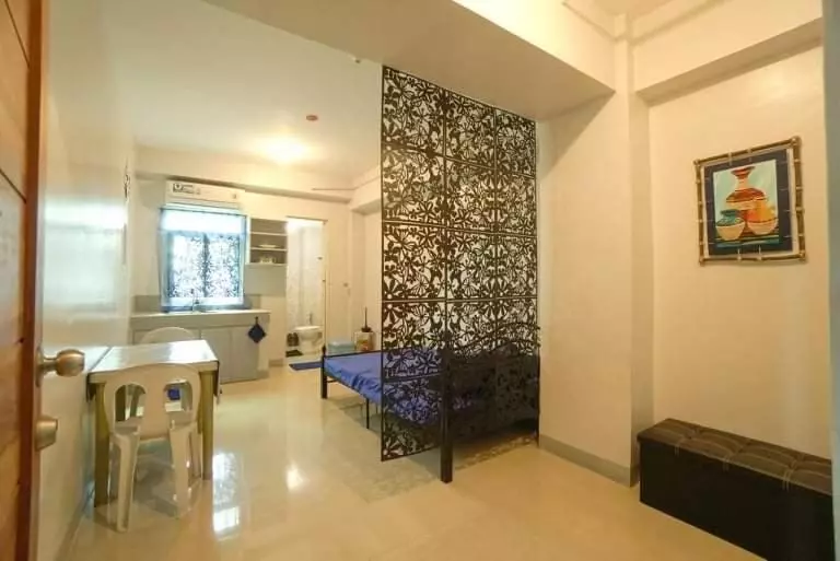 تختخواب و صبحانه Budget Backpackers Transient House Near Naia By Reddoorz