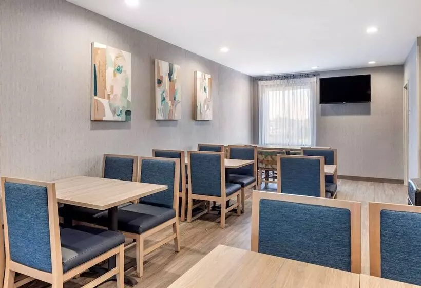 ホテル Quality Inn Lebanon  Nashville Area