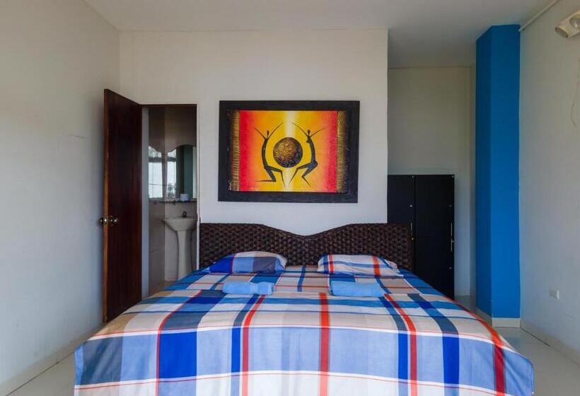 Отель Sol Y Playa Montañita