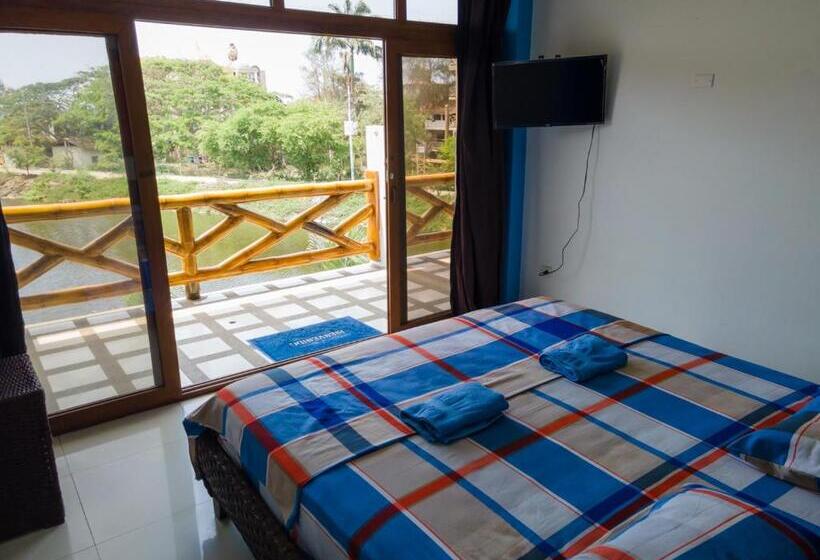 Отель Sol Y Playa Montañita