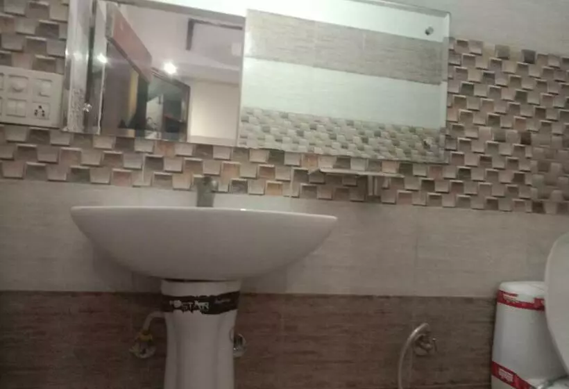 Majatalo City Palace