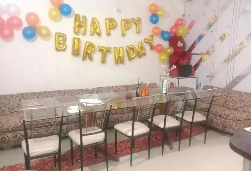 Majatalo City Palace