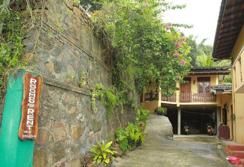 膳宿费 Guruge Guest House