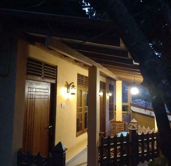 膳宿费 Guruge Guest House