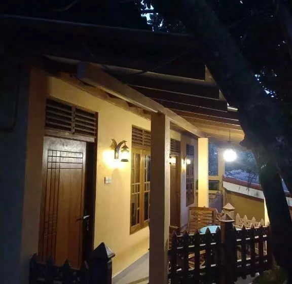 Majatalo Guruge Guest House