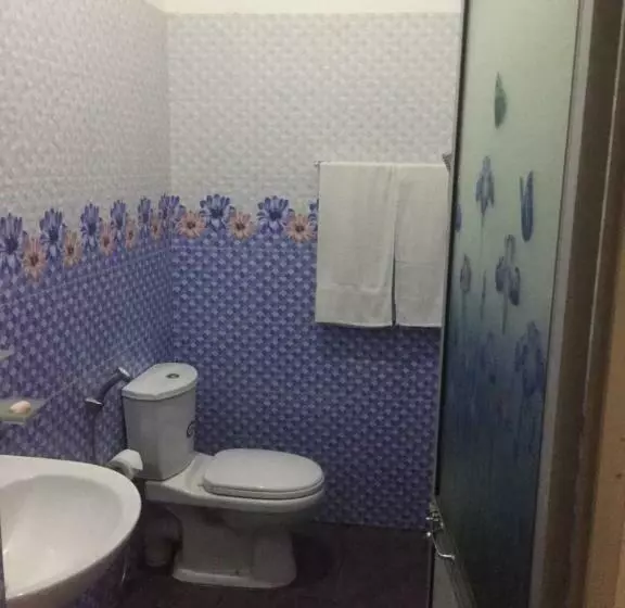 Majatalo Guruge Guest House