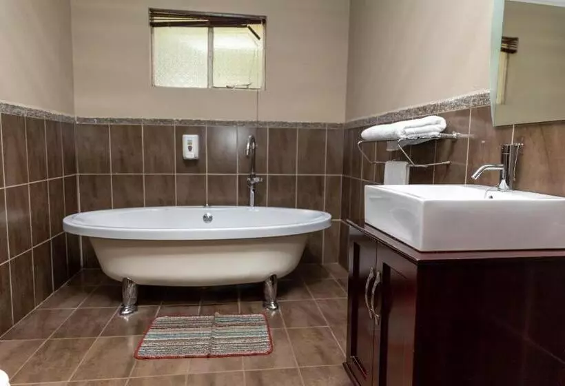 ペンション Ikhutse Manor Guesthouse