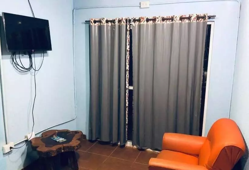 Retkeilymaja Hosteria Namaju