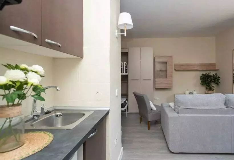 Apartamentos Nevada Mikka