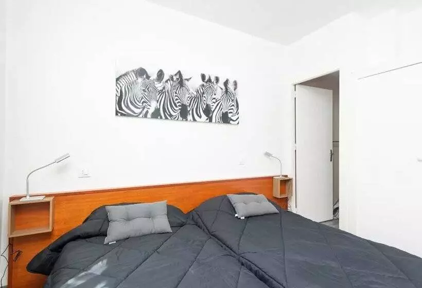 Apartamentos Nevada Mikka