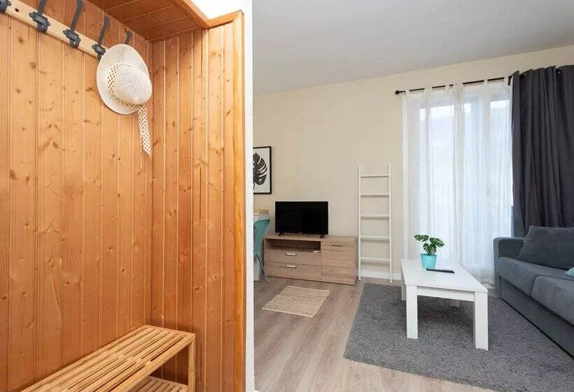 Apartamentos Nevada Mikka 3000