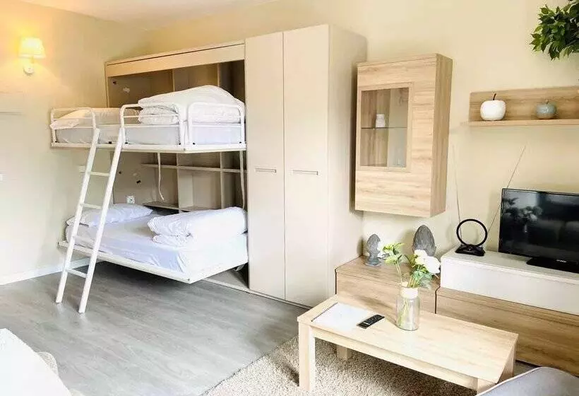 Apartamentos Nevada Mikka