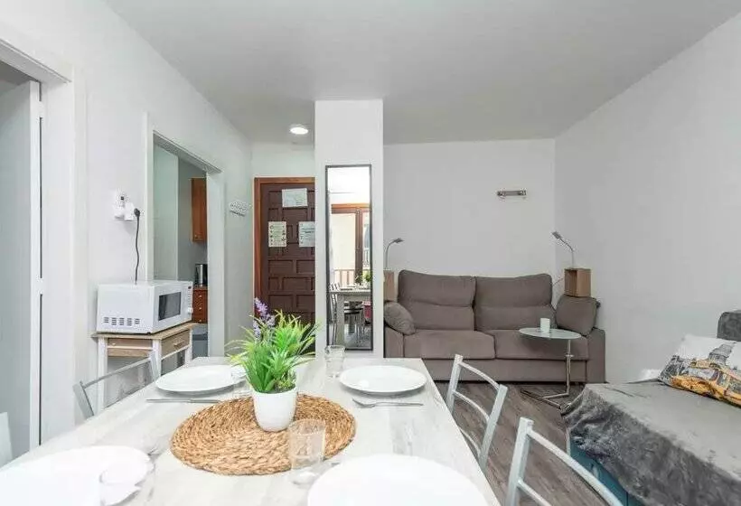 Apartamentos Nevada Mikka