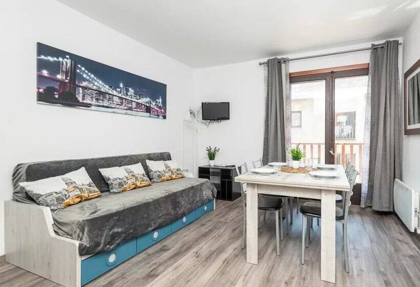 Apartamentos Nevada Mikka 3000