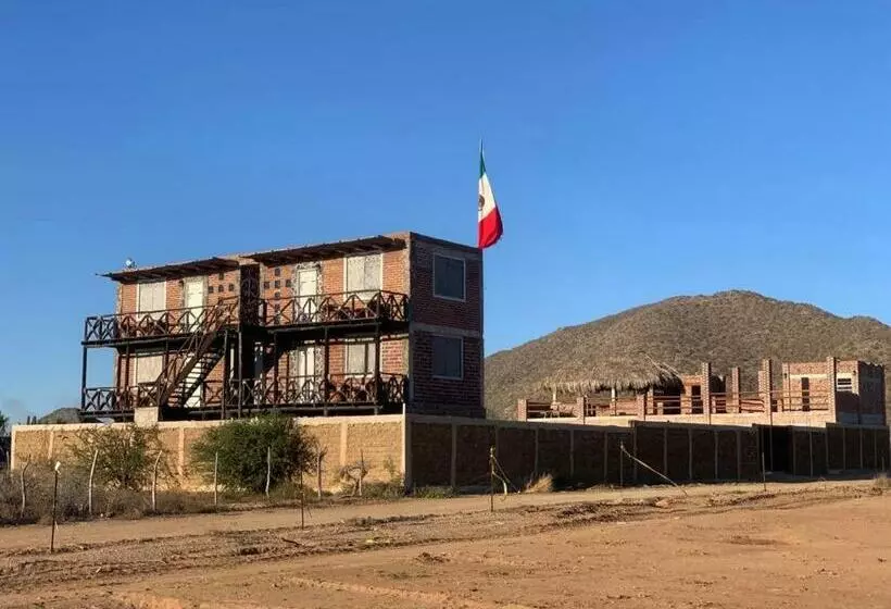 Aamiaismajoitus (B&B) Baja69 Lodge