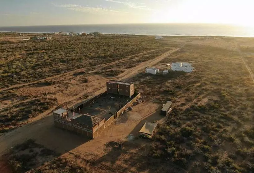 Aamiaismajoitus (B&B) Baja69 Lodge