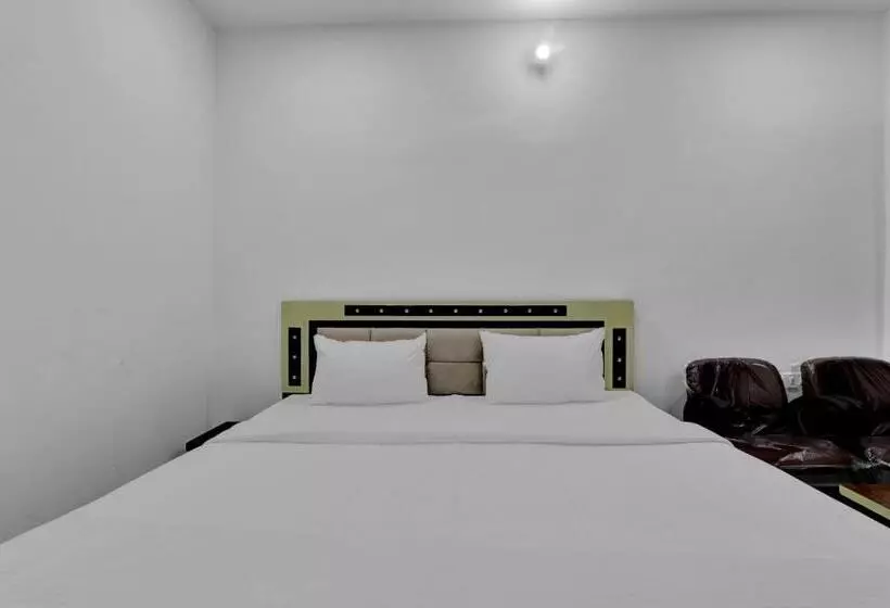ホテル Flagship 83814 Harshada Guest House & Farms