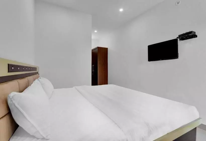 ホテル Flagship 83814 Harshada Guest House & Farms