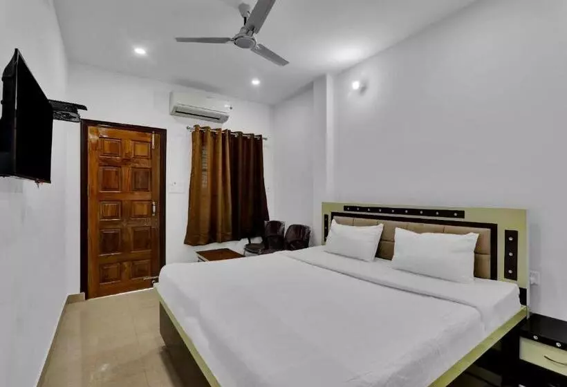 ホテル Flagship 83814 Harshada Guest House & Farms