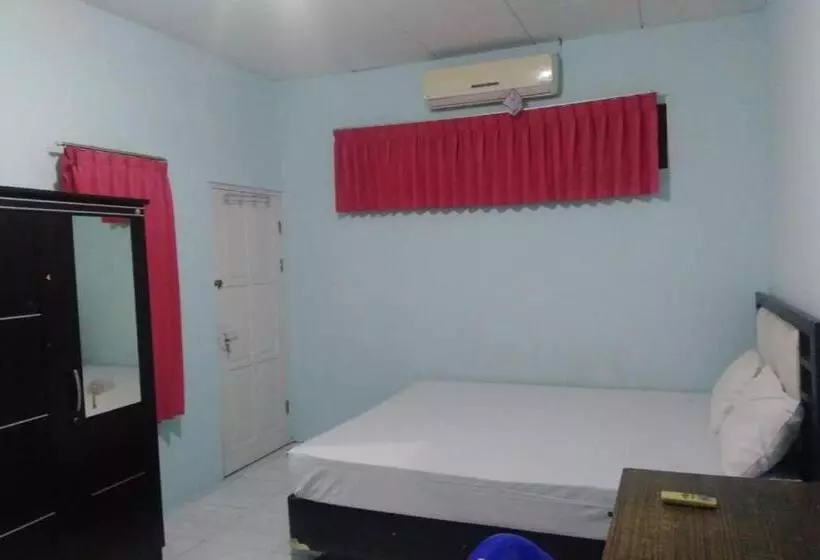 Hotelli Oyo 90766 Gardenia Boarding House