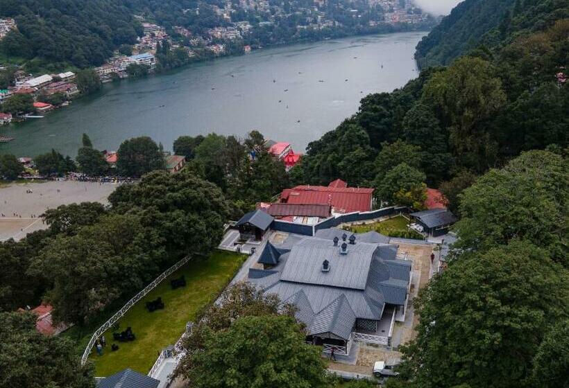 ホテル The Mirchoni Resorts Nainital