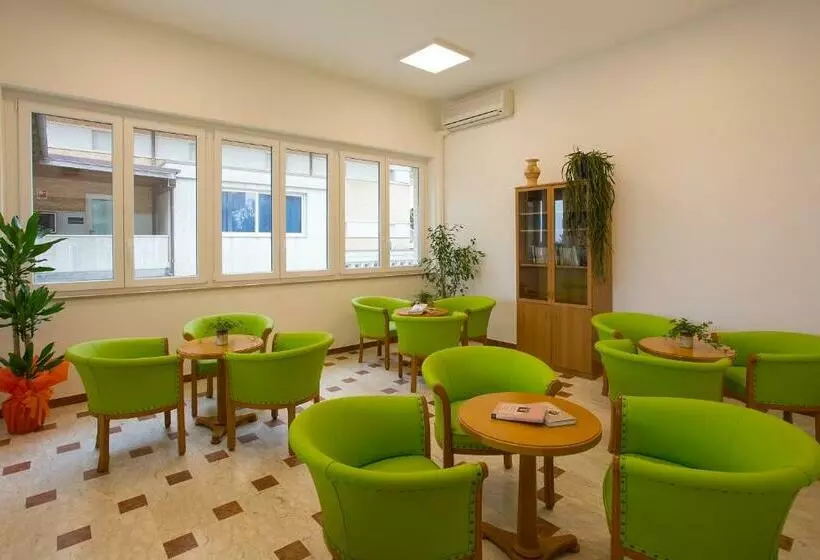 هتل Villa Nazareth Fermo