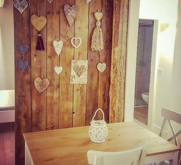 ベッドアンドブレックファースト Pie Castello