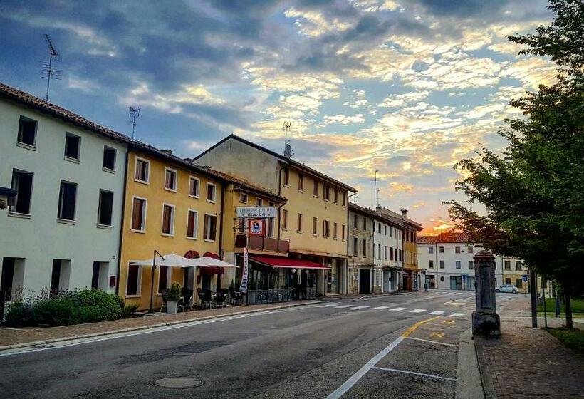 Nocleg ze śniadaniem Pie Castello