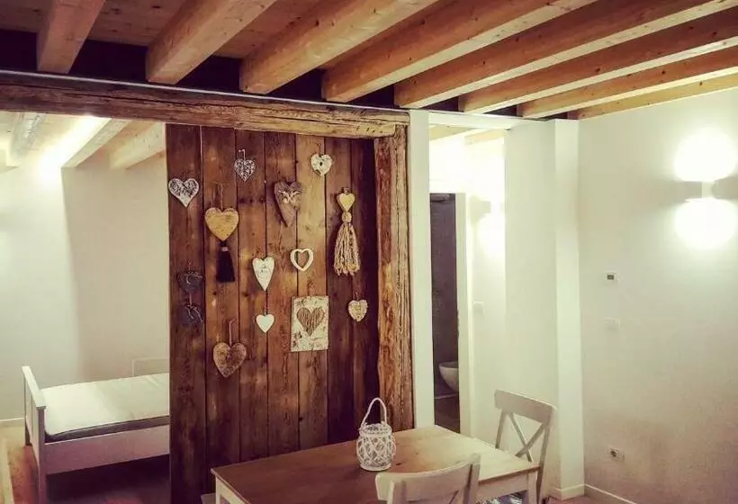 ベッドアンドブレックファースト Pie Castello