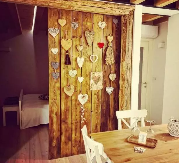 ベッドアンドブレックファースト Pie Castello