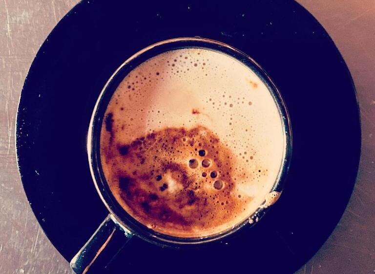 Отель Gud Chah Cafe & Homestay