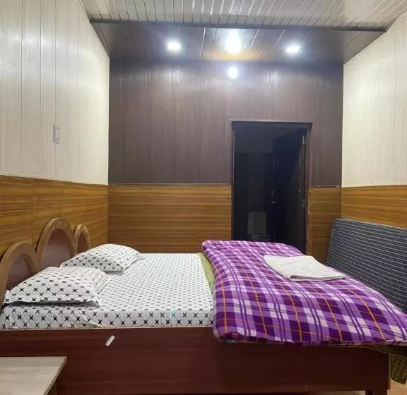 Hotelli Gud Chah Cafe & Homestay