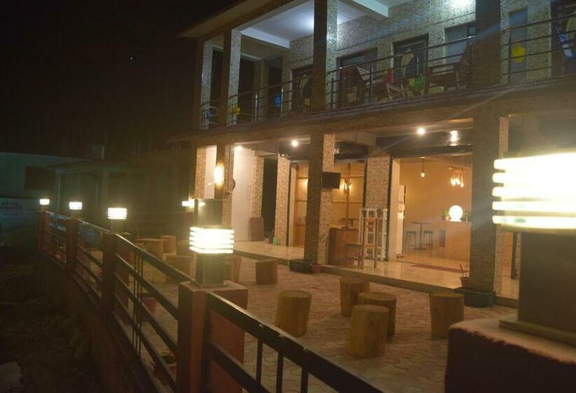 Отель Gud Chah Cafe & Homestay